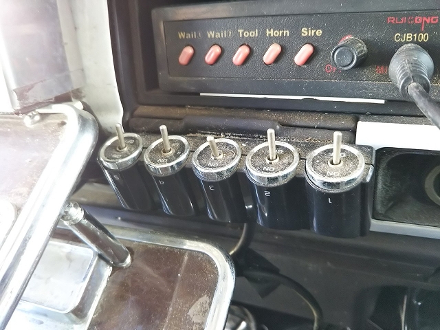 三菱ふそうキャンターアルミブロック小型（2t・3t）[写真31]