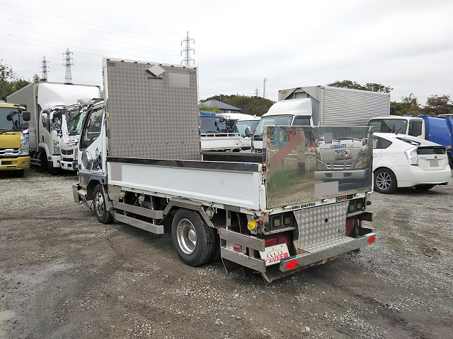 三菱ふそうキャンターアルミブロック小型（2t・3t）[写真04]