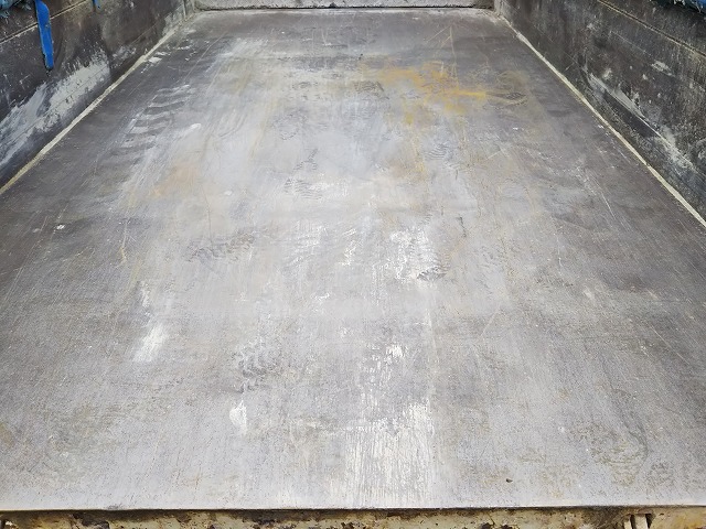 いすゞエルフダンプ小型（2t・3t）[写真14]