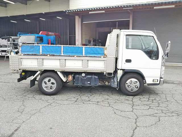 いすゞエルフダンプ小型（2t・3t）[写真07]