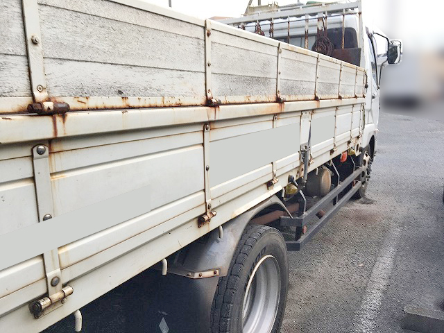 三菱ふそうファイター平ボディ増トン（6t・8t）[写真03]