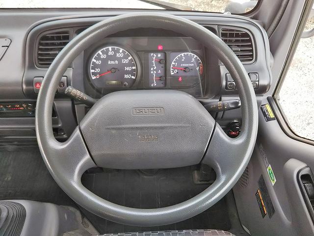 いすゞエルフセーフティクレーン4段小型（2t・3t）[写真35]