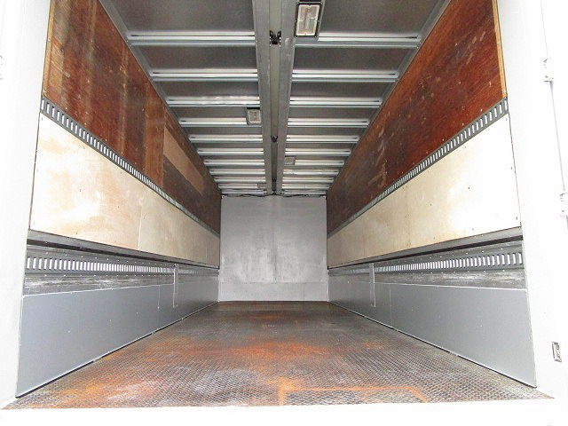 日野レンジャーアルミウイング中型（4t）[写真11]