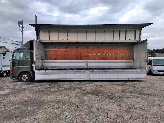 日野プロフィアアルミウイング大型（10t）[写真06]