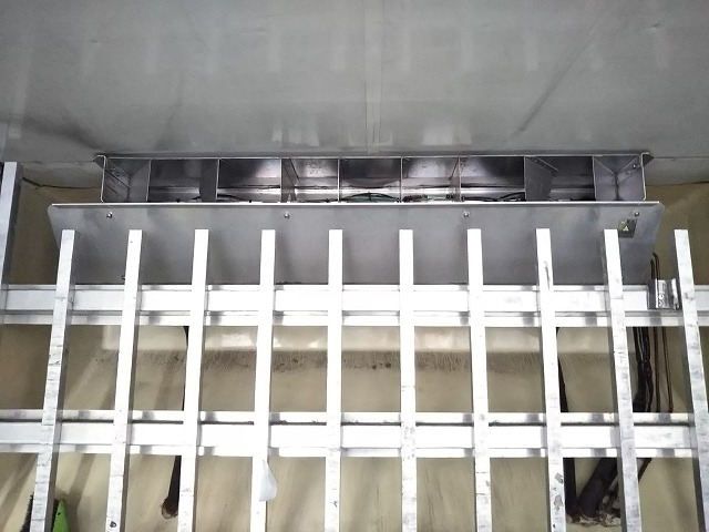 三菱ふそうスーパーグレート冷凍車（冷蔵車）大型（10t）[写真15]