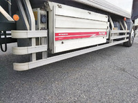 三菱ふそうスーパーグレート冷凍車（冷蔵車）大型（10t）[写真20]