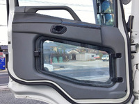 三菱ふそうスーパーグレート冷凍車（冷蔵車）大型（10t）[写真28]