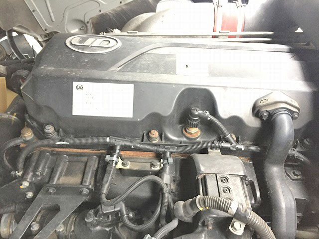 UDトラックスクオンアルミウイング大型（10t）[写真13]