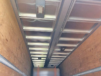 UDトラックスクオンアルミウイング大型（10t）[写真06]