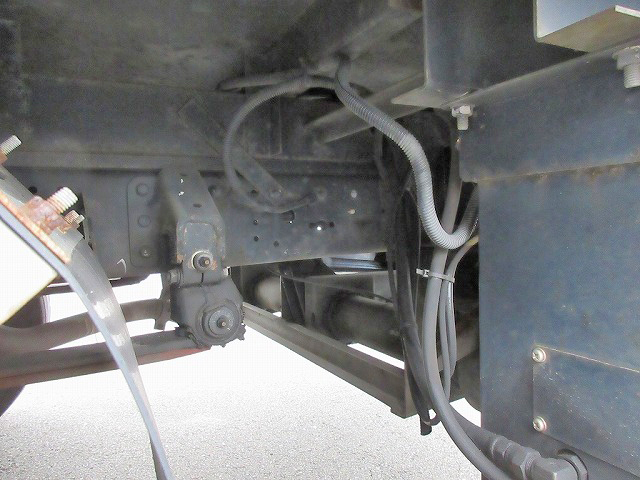 三菱ふそうキャンターアルミバン小型（2t・3t）[写真25]