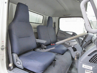 三菱ふそうキャンターアルミバン小型（2t・3t）[写真28]