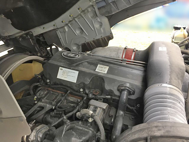 UDトラックスクオンアルミウイング大型（10t）[写真13]