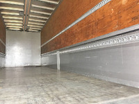 UDトラックスクオンアルミウイング大型（10t）[写真08]