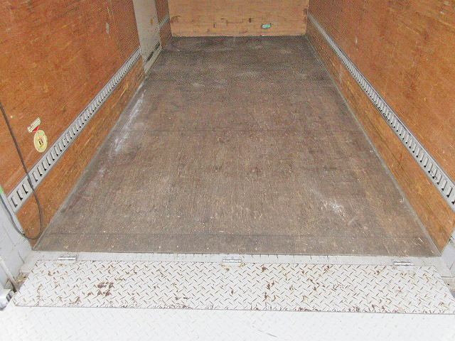 日産アトラスアルミバン小型（2t・3t）[写真13]