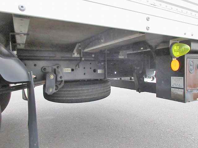 日産アトラスアルミバン小型（2t・3t）[写真24]