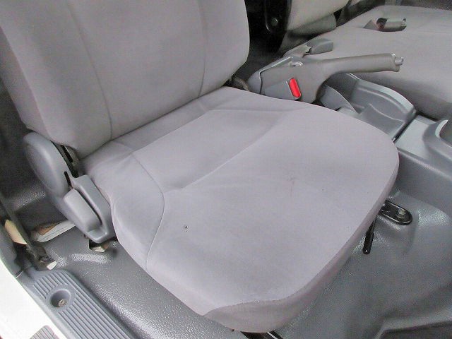 日産アトラスアルミバン小型（2t・3t）[写真29]