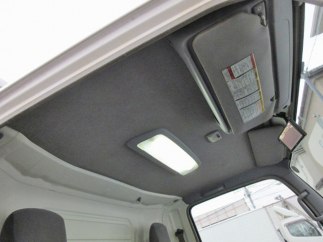 日産アトラスアルミバン小型（2t・3t）[写真31]