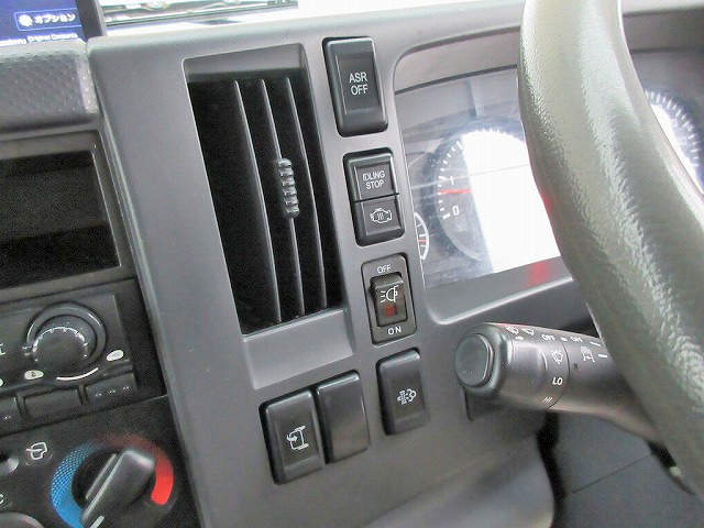 日産アトラスアルミバン小型（2t・3t）[写真34]