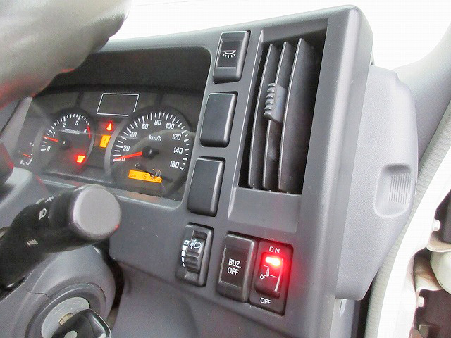 日産アトラスアルミバン小型（2t・3t）[写真35]