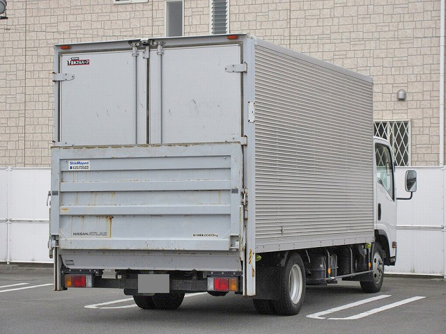 日産アトラスアルミバン小型（2t・3t）[写真04]