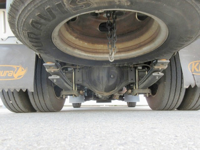 日野デュトロアルミバン小型（2t・3t）[写真18]