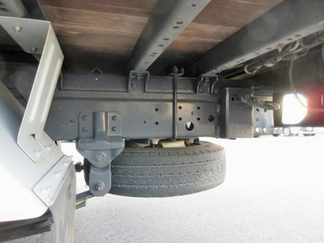 日野デュトロアルミバン小型（2t・3t）[写真20]