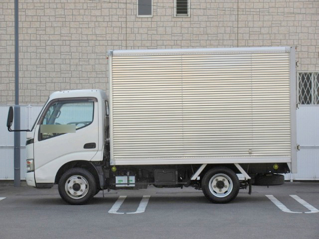 日野デュトロアルミバン小型（2t・3t）[写真05]