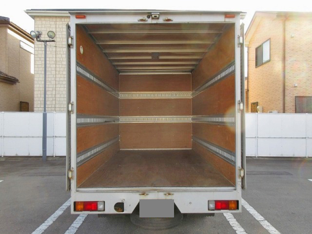 日野デュトロアルミバン小型（2t・3t）[写真07]