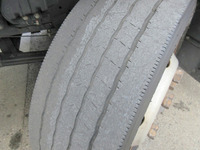 三菱ふそうキャンター幌ウイング小型（2t・3t）[写真20]