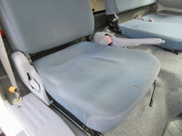 三菱ふそうキャンター幌ウイング小型（2t・3t）[写真26]