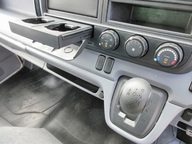 三菱ふそうキャンター幌ウイング小型（2t・3t）[写真29]