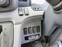 三菱ふそうキャンター幌ウイング小型（2t・3t）[写真31]