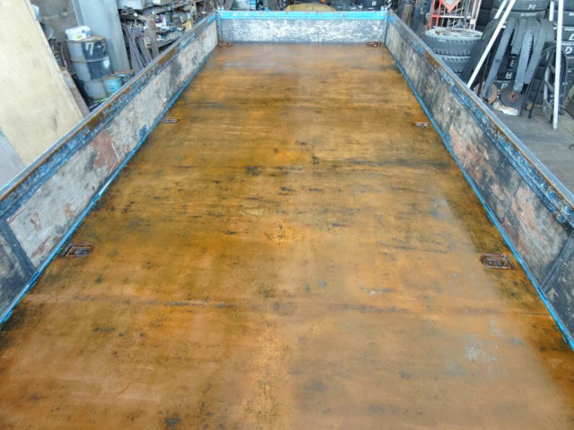 日野レンジャー平ボディ増トン（6t・8t）[写真11]