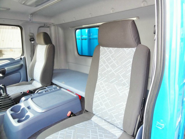 日野レンジャー平ボディ増トン（6t・8t）[写真30]