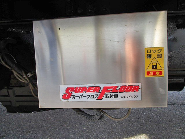 日野レンジャーアルミバン中型（4t）[写真15]