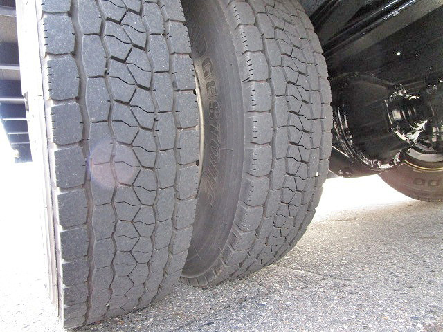 日野レンジャーアルミバン中型（4t）[写真22]