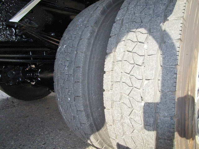 日野レンジャーアルミバン中型（4t）[写真23]