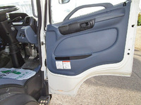 日野レンジャーアルミバン中型（4t）[写真29]