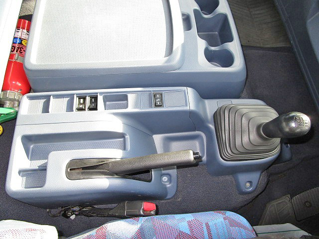 日野レンジャーアルミバン中型（4t）[写真39]