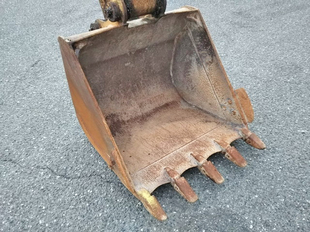 CATユンボ（バックホー）[写真13]