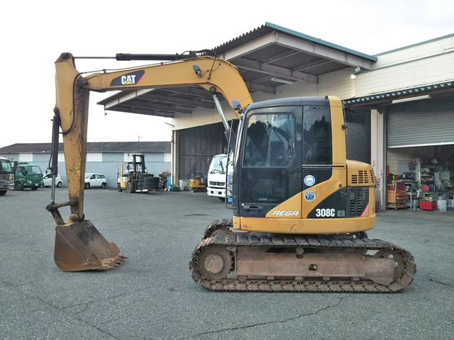 CATユンボ（バックホー）[写真05]