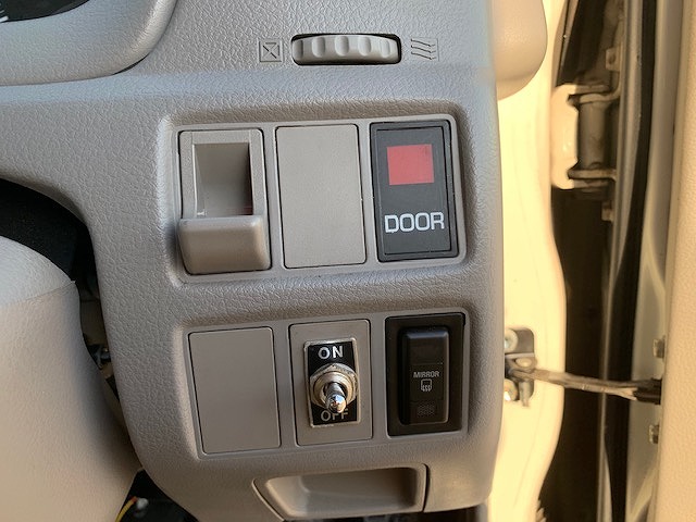 トヨタダイナアルミバン小型（2t・3t）[写真17]