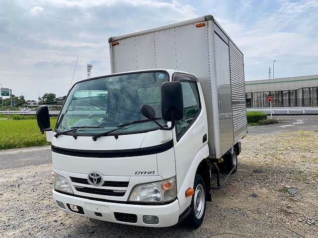 トヨタダイナアルミバン小型（2t・3t）[写真02]