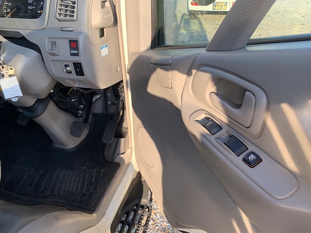 トヨタダイナアルミバン小型（2t・3t）[写真22]