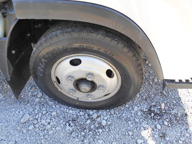 いすゞエルフ平ボディ小型（2t・3t）[写真21]