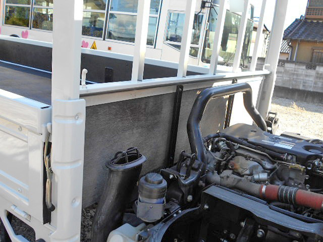 いすゞエルフ平ボディ小型（2t・3t）[写真08]