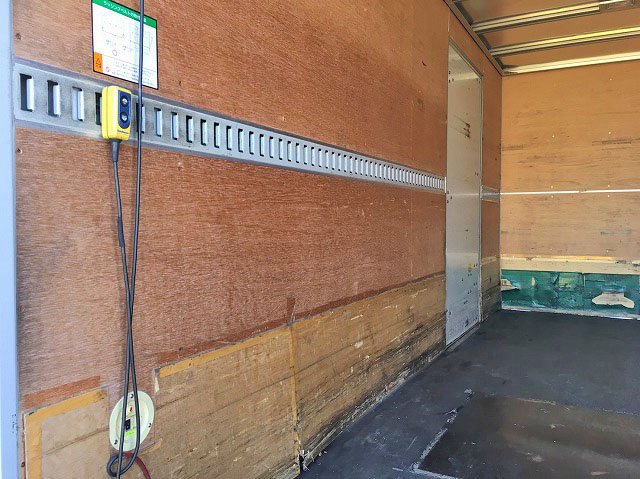 いすゞエルフアルミバン小型（2t・3t）[写真12]