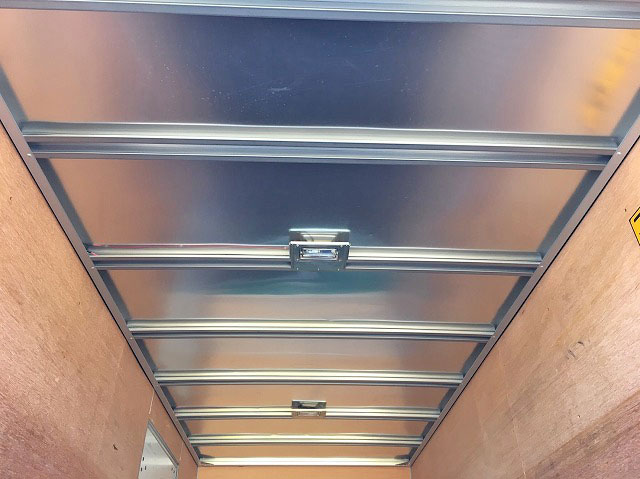 いすゞエルフアルミバン小型（2t・3t）[写真15]