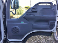 いすゞエルフアルミバン小型（2t・3t）[写真28]