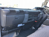 いすゞエルフアルミバン小型（2t・3t）[写真29]